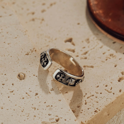 Open band adjustable S925 sterling silver ring minimum US size 5