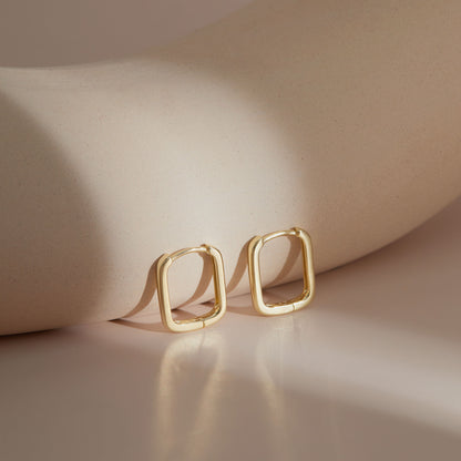 Minimalist rectangular S925 silver huggie earrings with soft lines