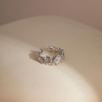 Vintage blossom vine sterling silver ring botanical jewelry